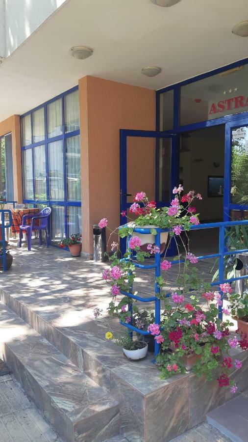 Complex Astra Ξενοδοχείο Σάνι Μπιτς Εξωτερικό φωτογραφία